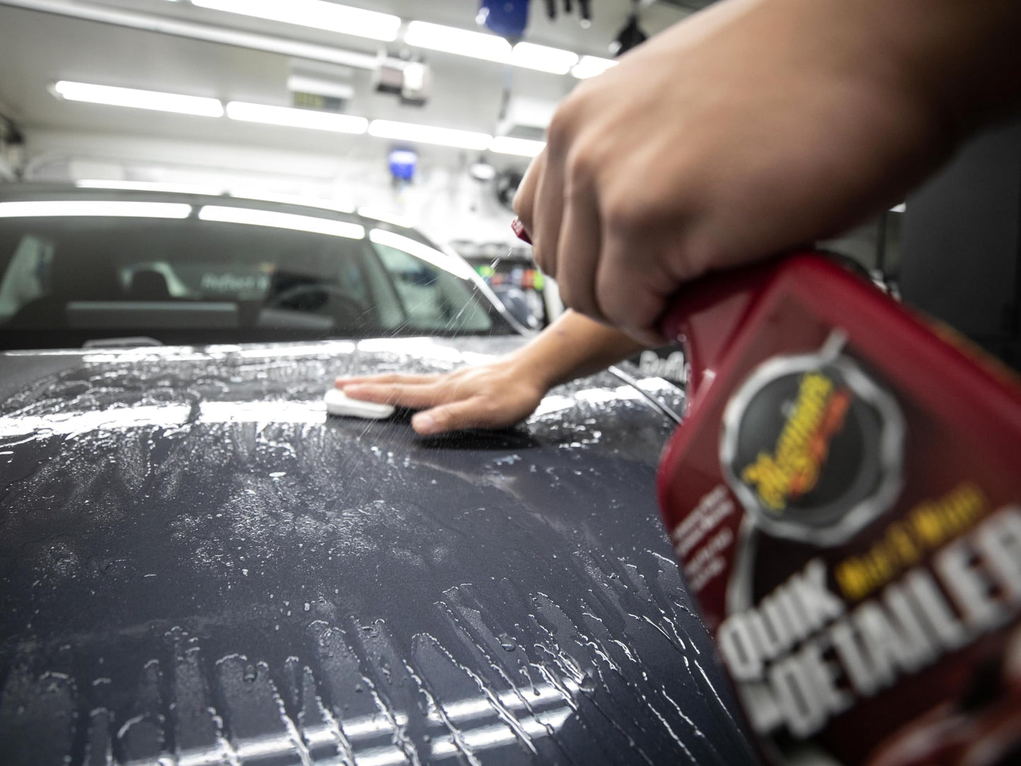 Meguiar's G10240 Smooth Surface XL Clay Kit - Includes 240 Grams of Clay Bars, Quik Detailer Spray Bottle and Microfiber Towel