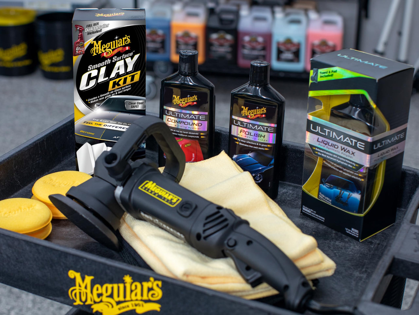 Meguiar's G10240 Smooth Surface XL Clay Kit - Includes 240 Grams of Clay Bars, Quik Detailer Spray Bottle and Microfiber Towel