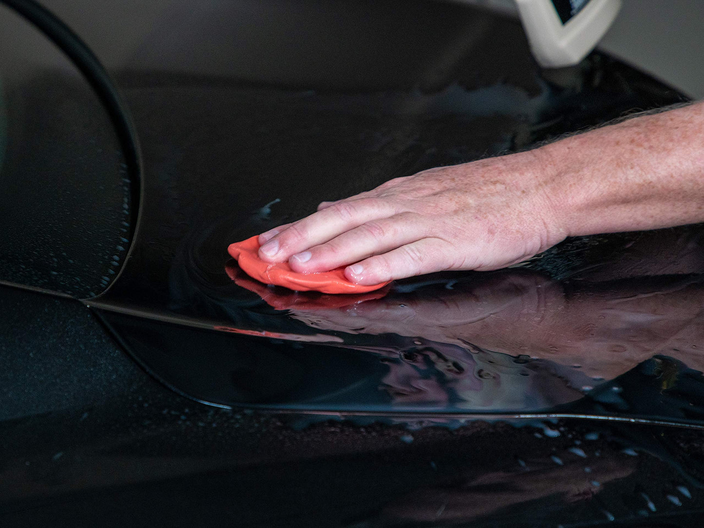 Meguiar's G10240 Smooth Surface XL Clay Kit - Includes 240 Grams of Clay Bars, Quik Detailer Spray Bottle and Microfiber Towel