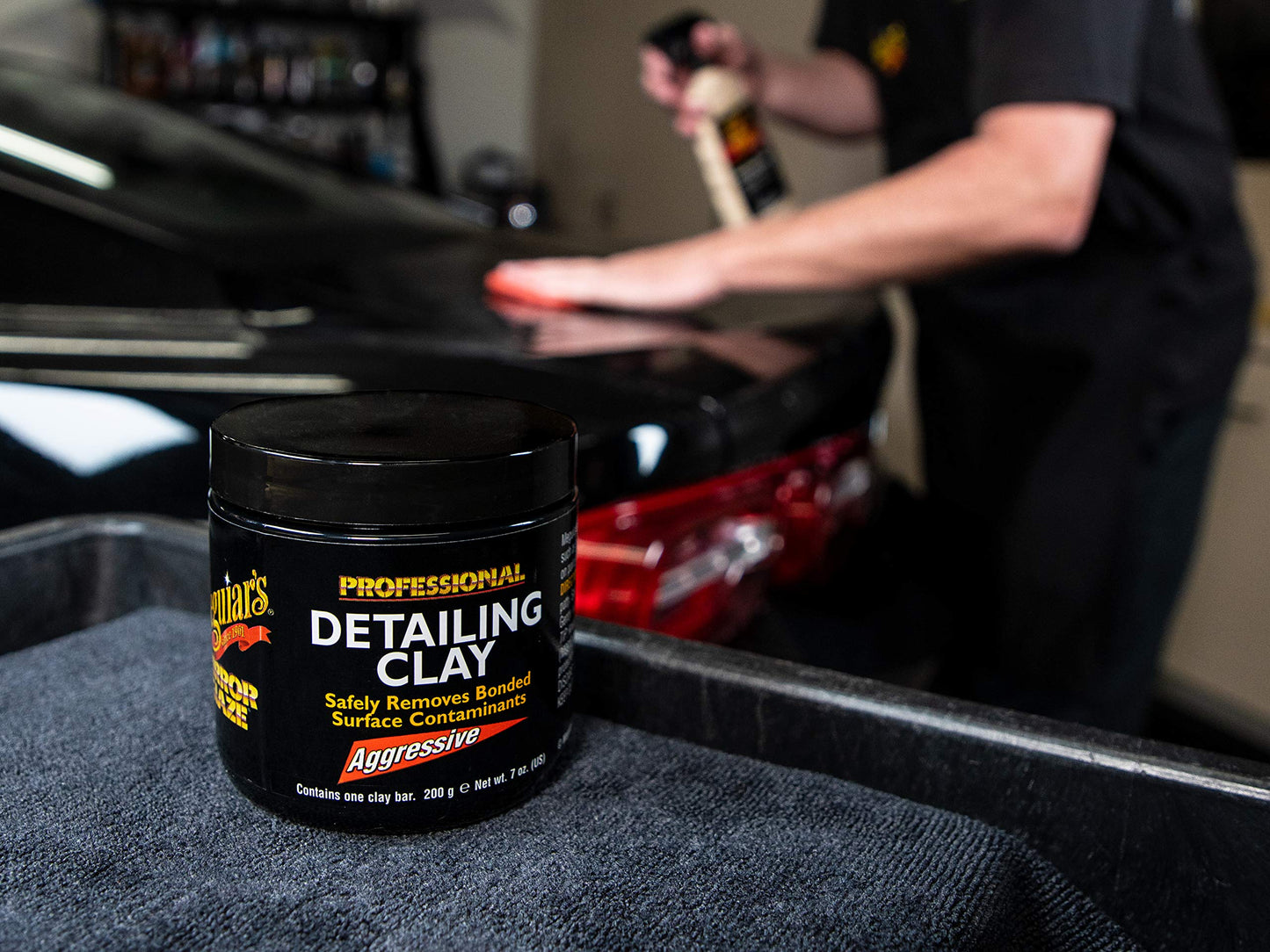 Meguiar's G10240 Smooth Surface XL Clay Kit - Includes 240 Grams of Clay Bars, Quik Detailer Spray Bottle and Microfiber Towel