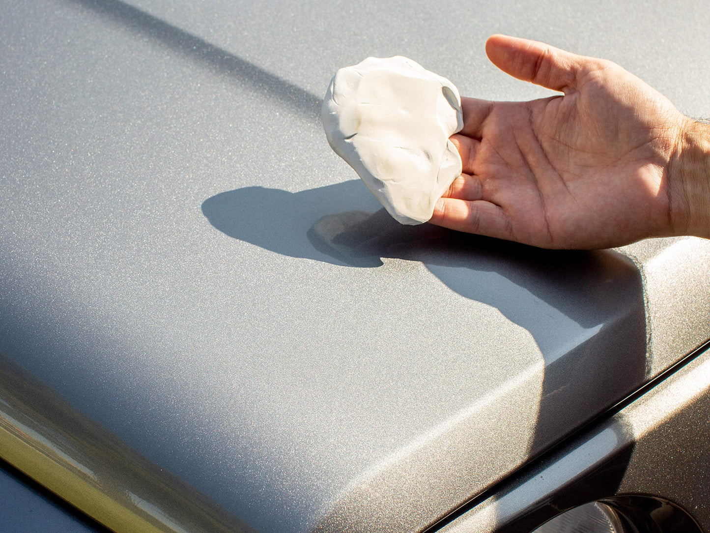 Meguiar's G10240 Smooth Surface XL Clay Kit - Includes 240 Grams of Clay Bars, Quik Detailer Spray Bottle and Microfiber Towel